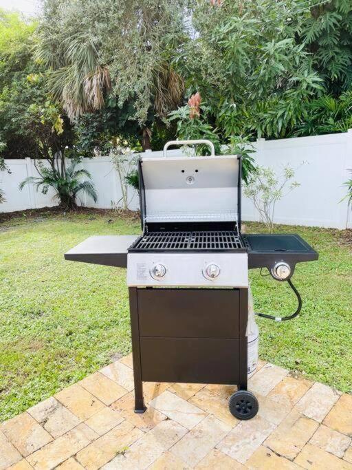 Villa Tropical Oasis House Private Pool Family Yard Fort Lauderdale Esterno foto